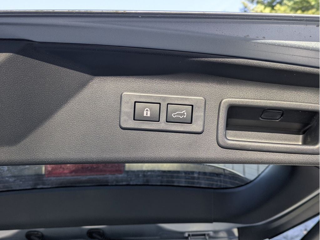 2025 Subaru FORESTER Limited Hybrid