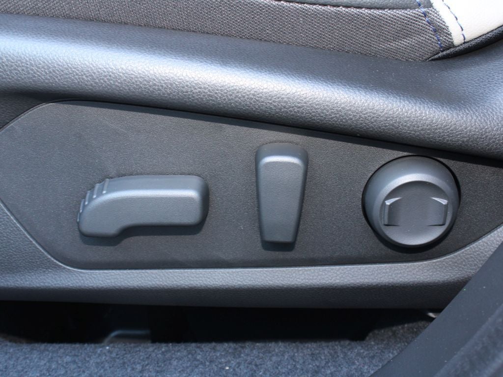 2025 Subaru FORESTER Limited Hybrid