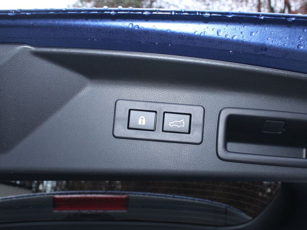 2025 Subaru FORESTER Limited Hybrid