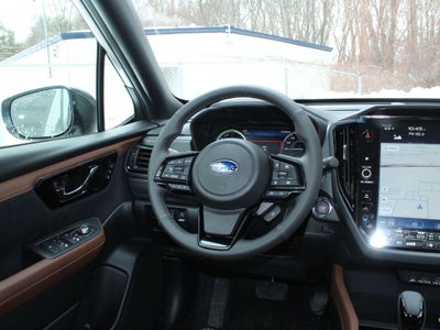 2025 Subaru FORESTER Touring Hybrid