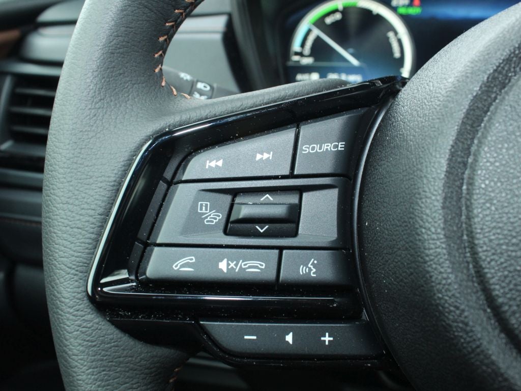 2025 Subaru FORESTER Touring Hybrid