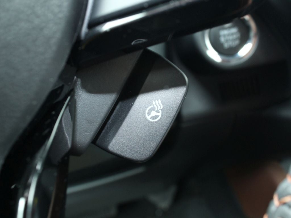 2025 Subaru FORESTER Touring Hybrid