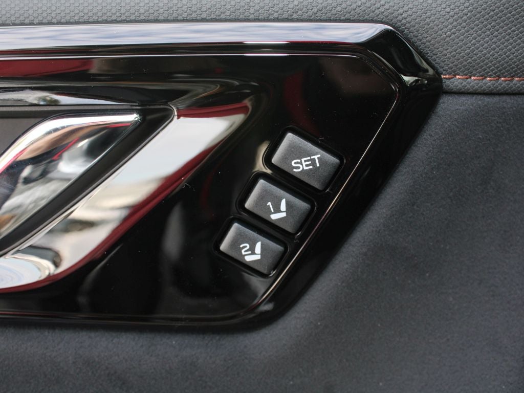 2025 Subaru FORESTER Touring Hybrid