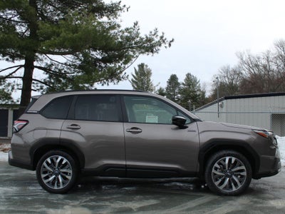 2025 Subaru FORESTER Touring Hybrid